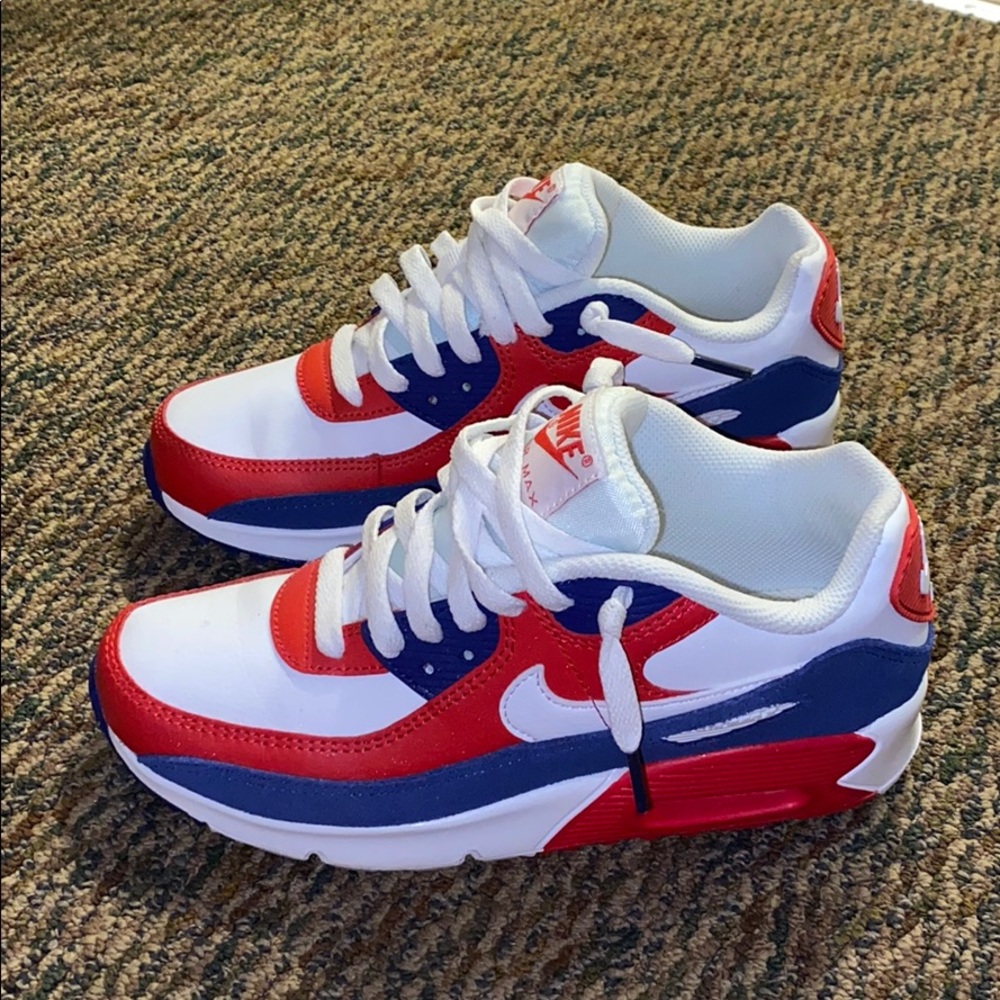 NIKE Air Max